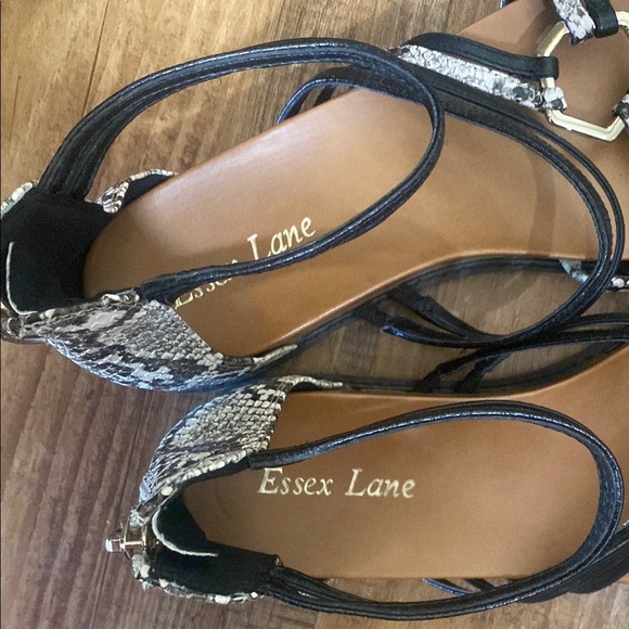 Essex lane Black and Brown python print Sandals size 9.5 - Picture 6 of 10